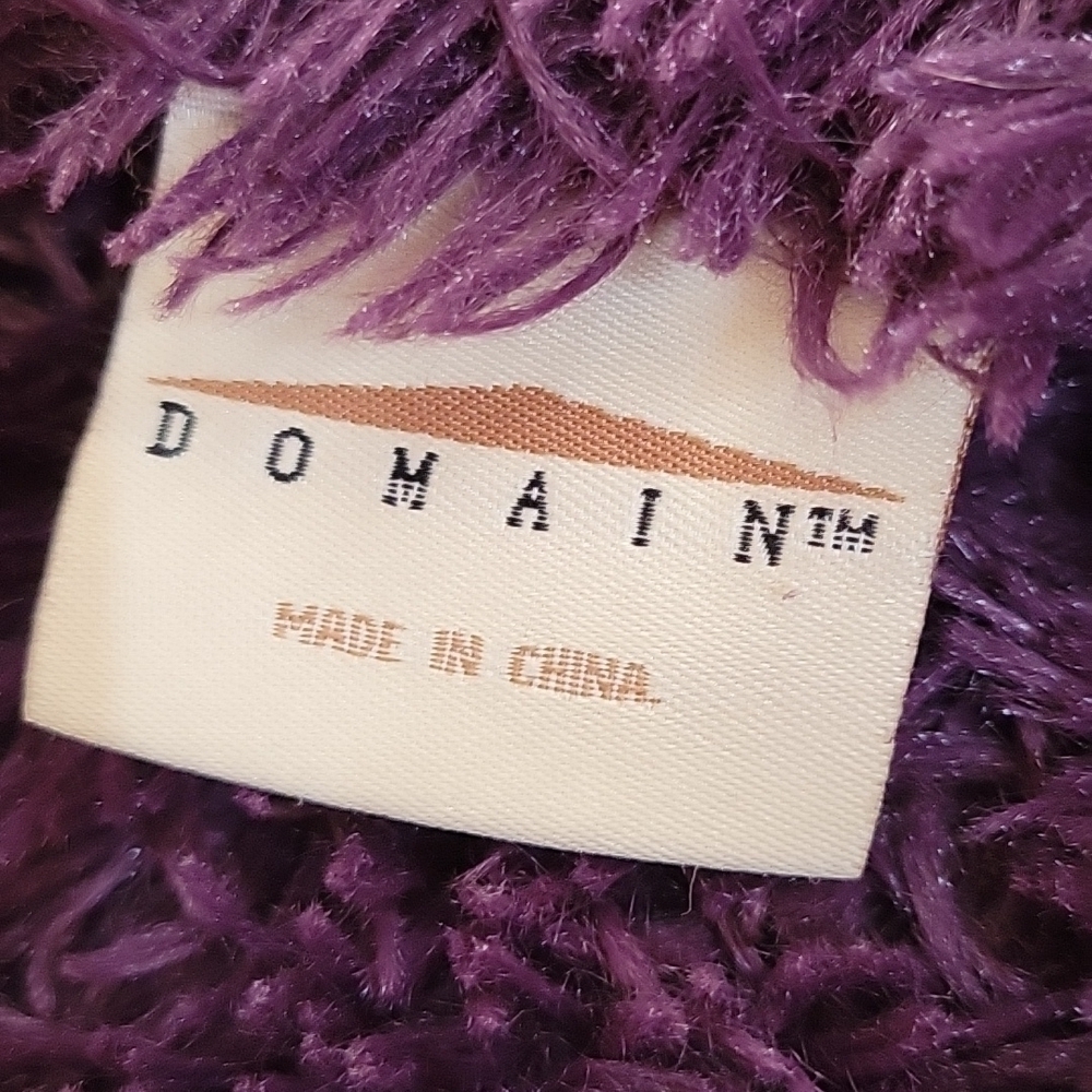 domain purple 💜 blanket. 66 x 48. Shag. Nice and soft. - Picture 2 of 5